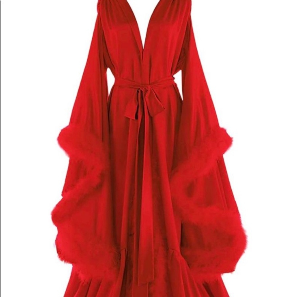 Red Robe New never worn